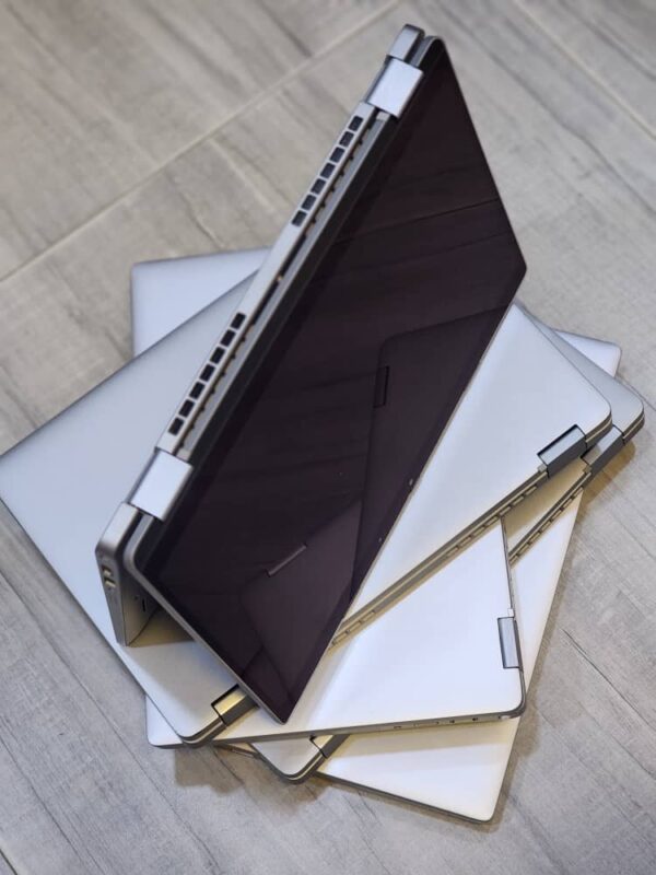 DELL LATITUDE 5320 2 in 1 INTEL CORE I7 512SSD 16GB RAM
